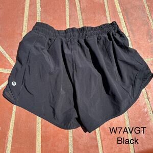 Lululemon Hotty Hot Short II Black 4”  W7AVGT 14